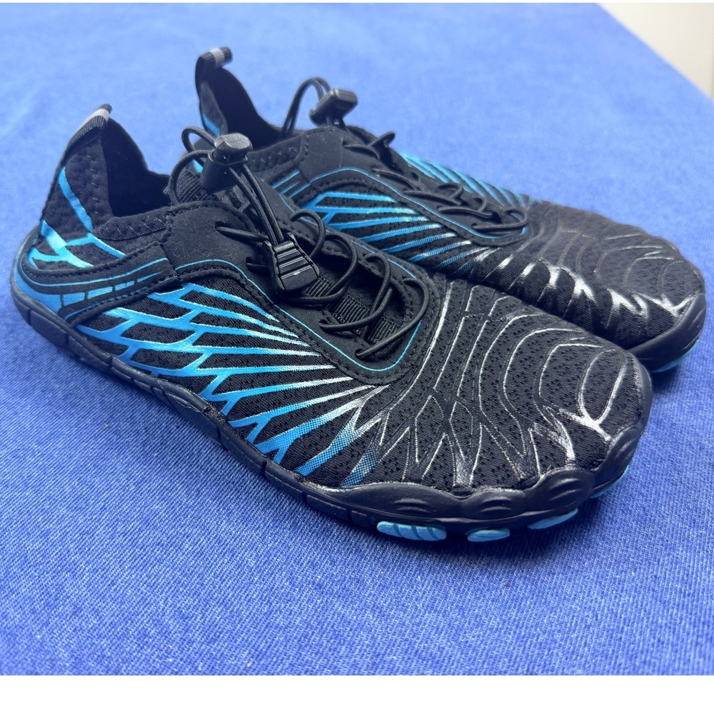 Bronoir Skin Pro Barefoot Grounding Shoes in the Black/Blue colorway 4.5M/5.5W
